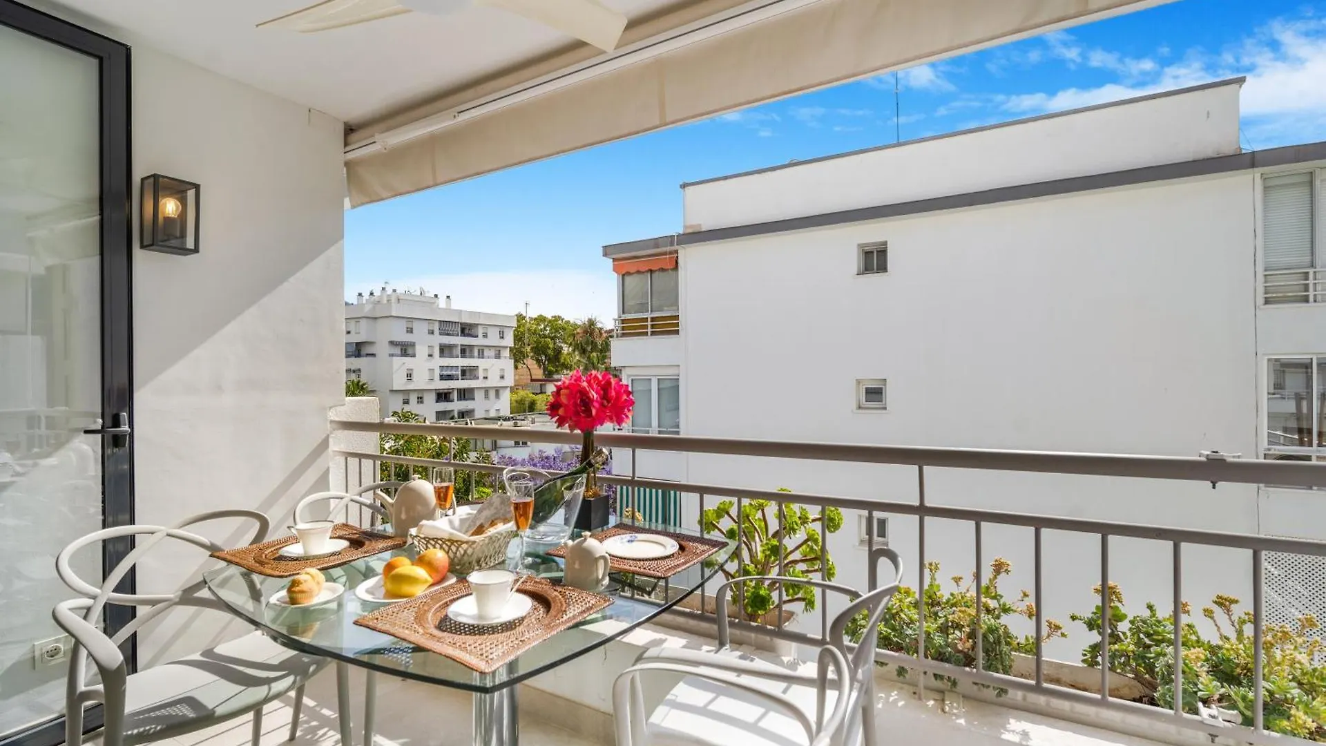 Apartment Elegant Marbella Beachside